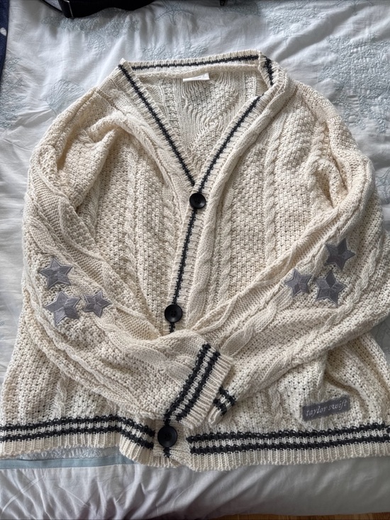 Taylor Swift Sweaters - Taylor Swift Folklore Cardigan Size M/L